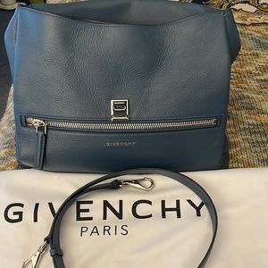 Givenchy Pandora Pure Shoulder Bag in Pristine condition